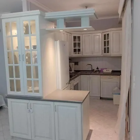 Aris House Apartment *