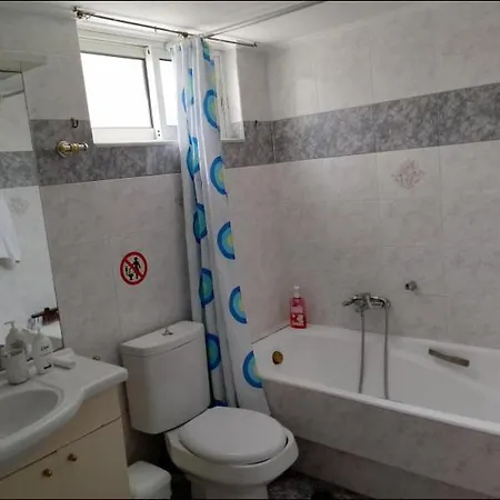Aris House Apartment *
